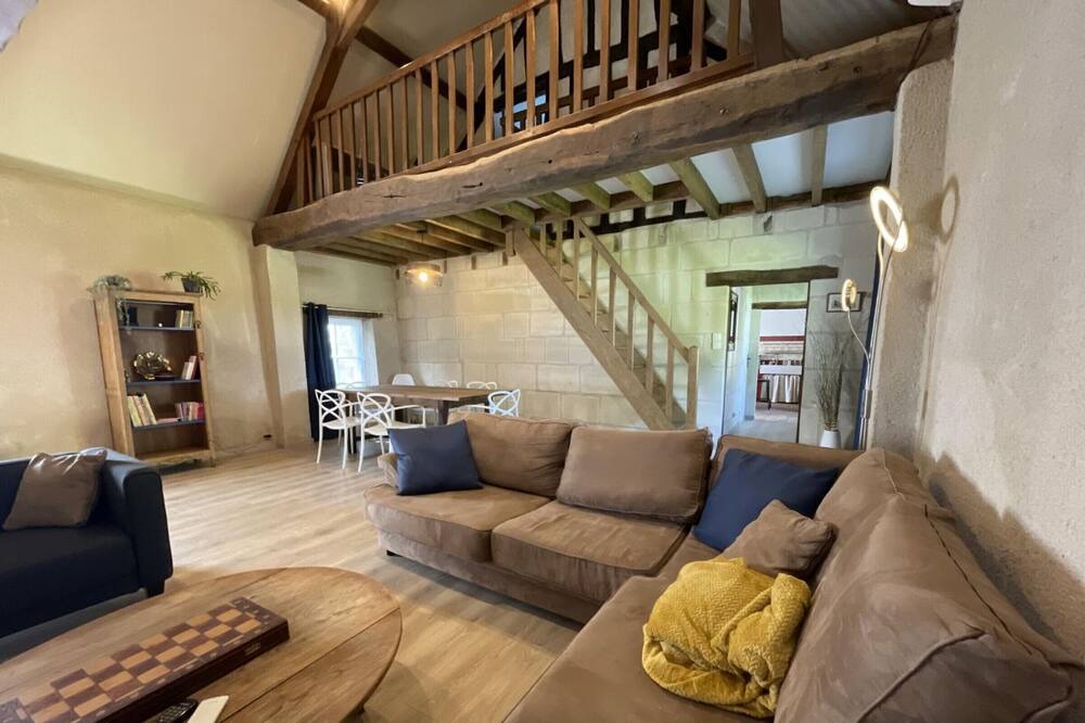 Photo of Livingroom in Manthelan