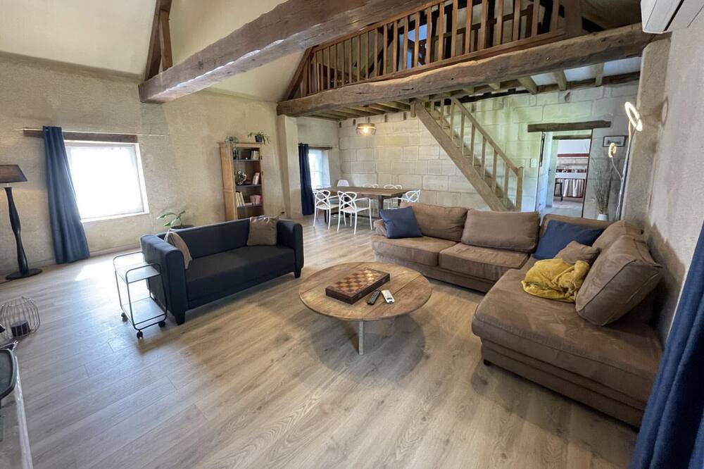 Photo of Livingroom in Manthelan