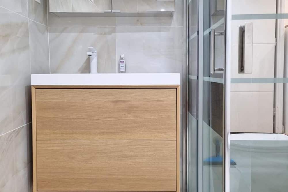 Photo of Bathroom in Saint-Leu-la-Foret