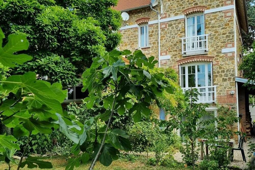 Photo of Outdoor in Saint-Leu-la-Foret