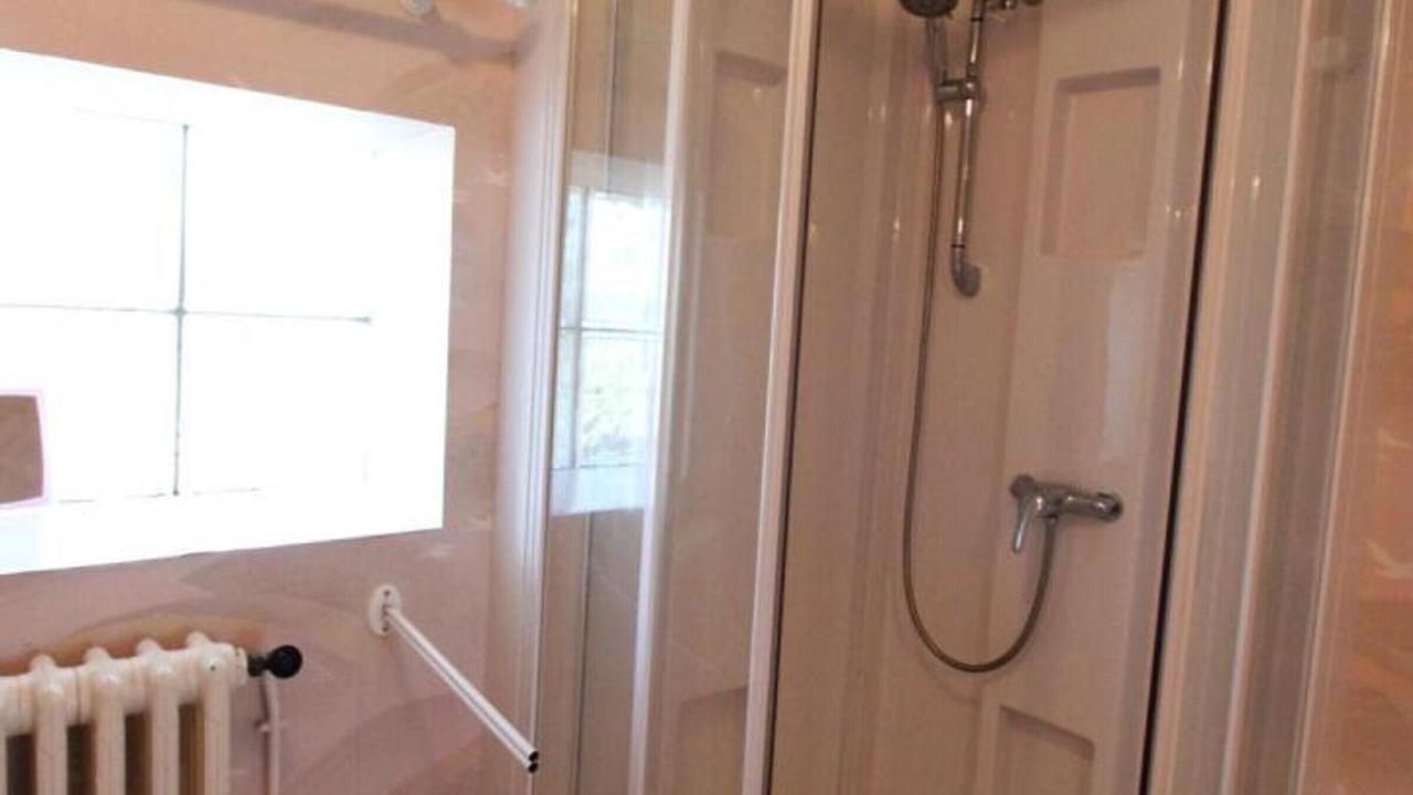 Photo of Bathroom in Cros-de-Montvert