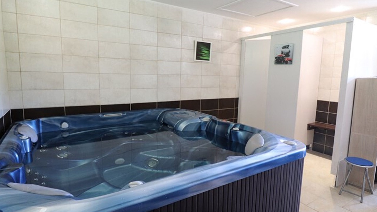 Photo of Others in Arnac