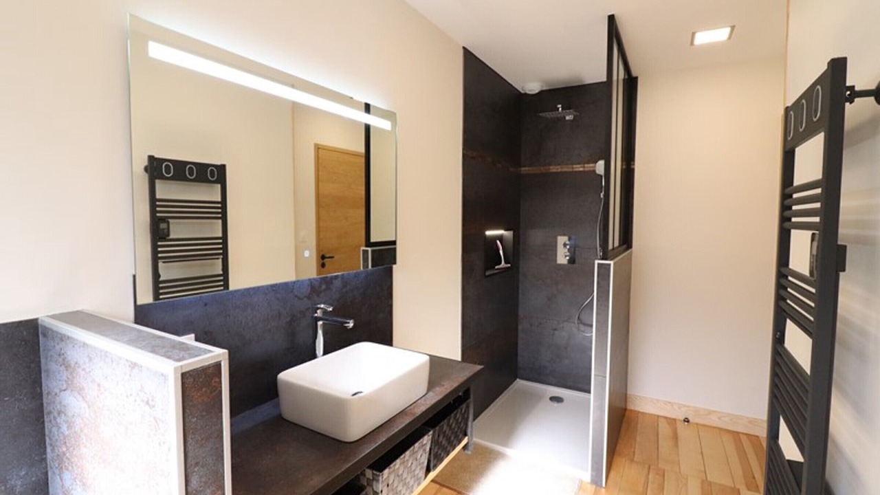 Photo of Bathroom in Fontanges