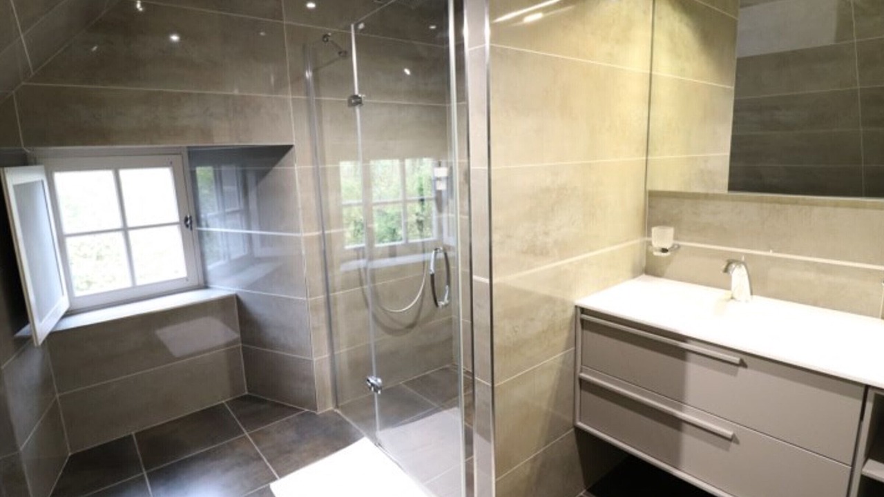 Photo of Bathroom in Les Ternes