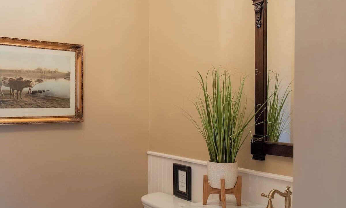 Photo of Bathroom in Mason