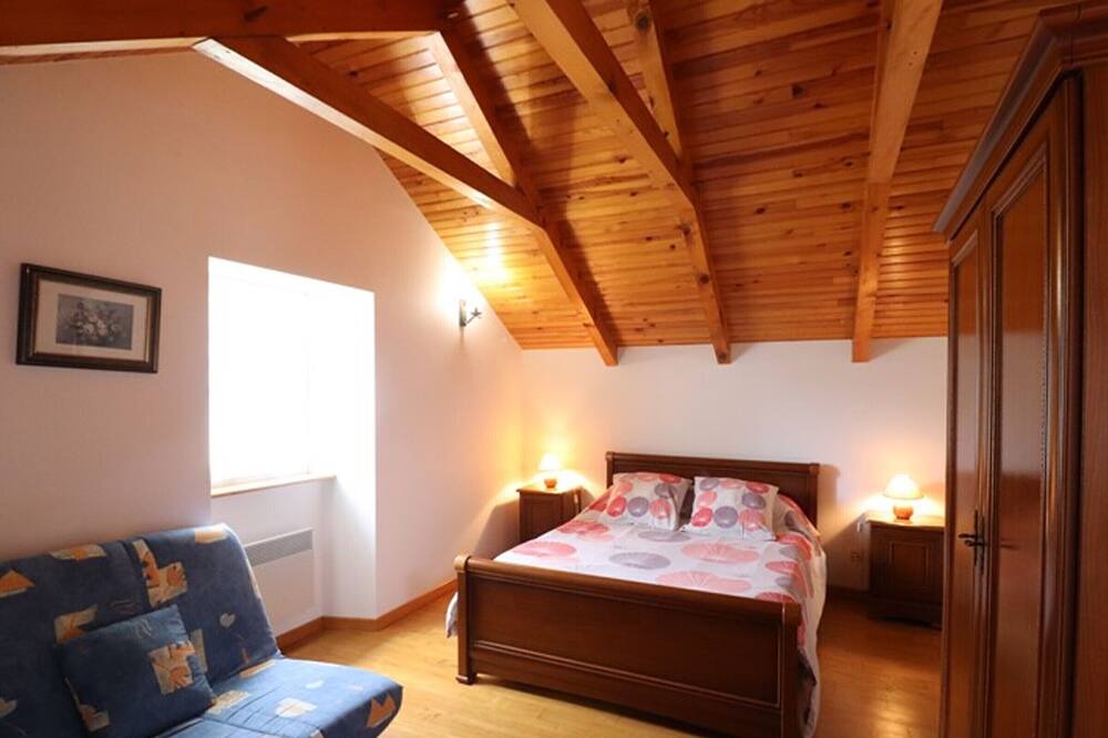 Photo of Bedroom in Roumegoux