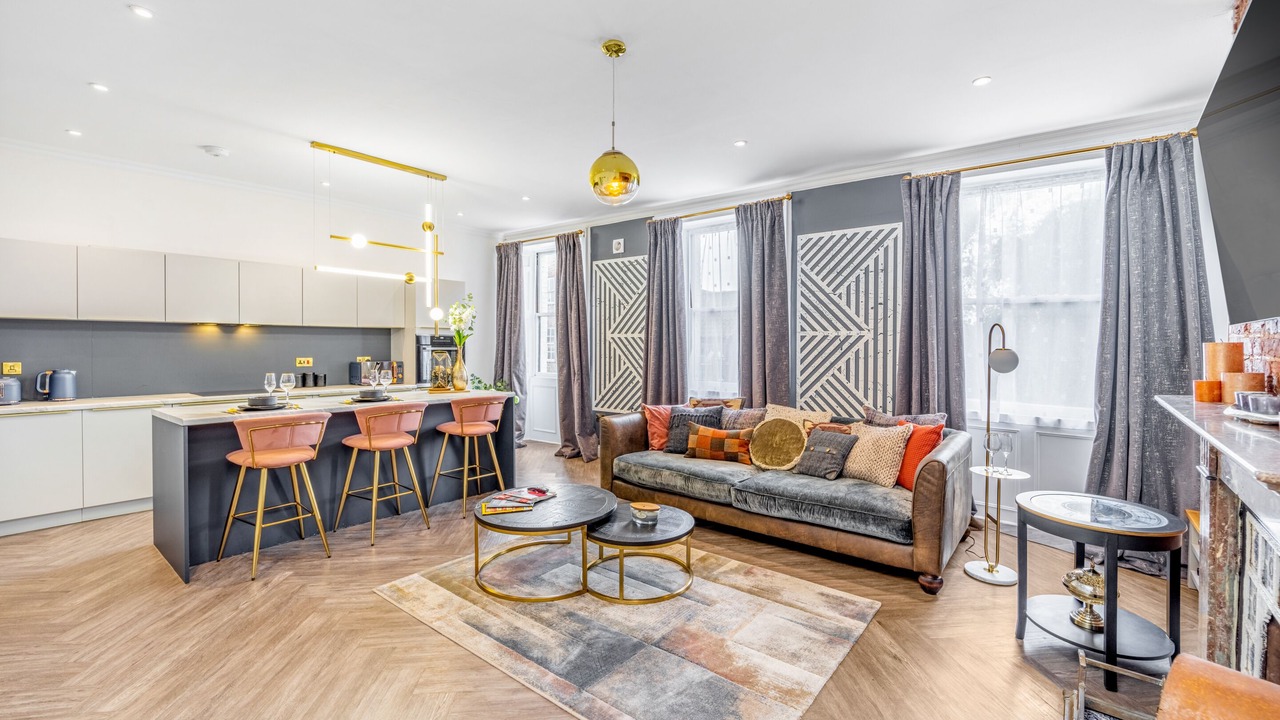 Photo of Livingroom in Frampton