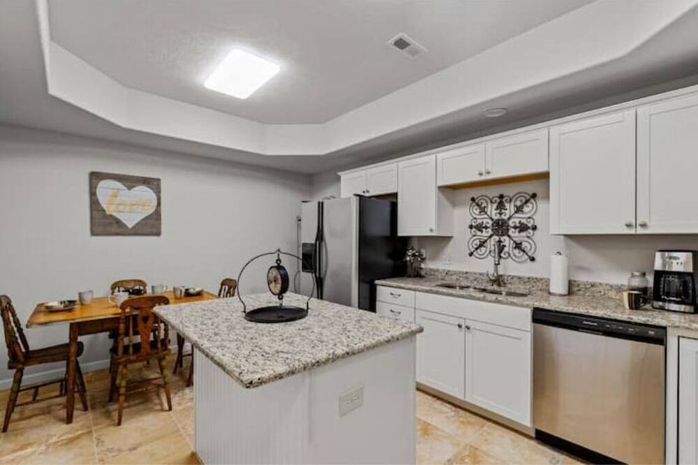 Photo of Kitchen in Blue Eye