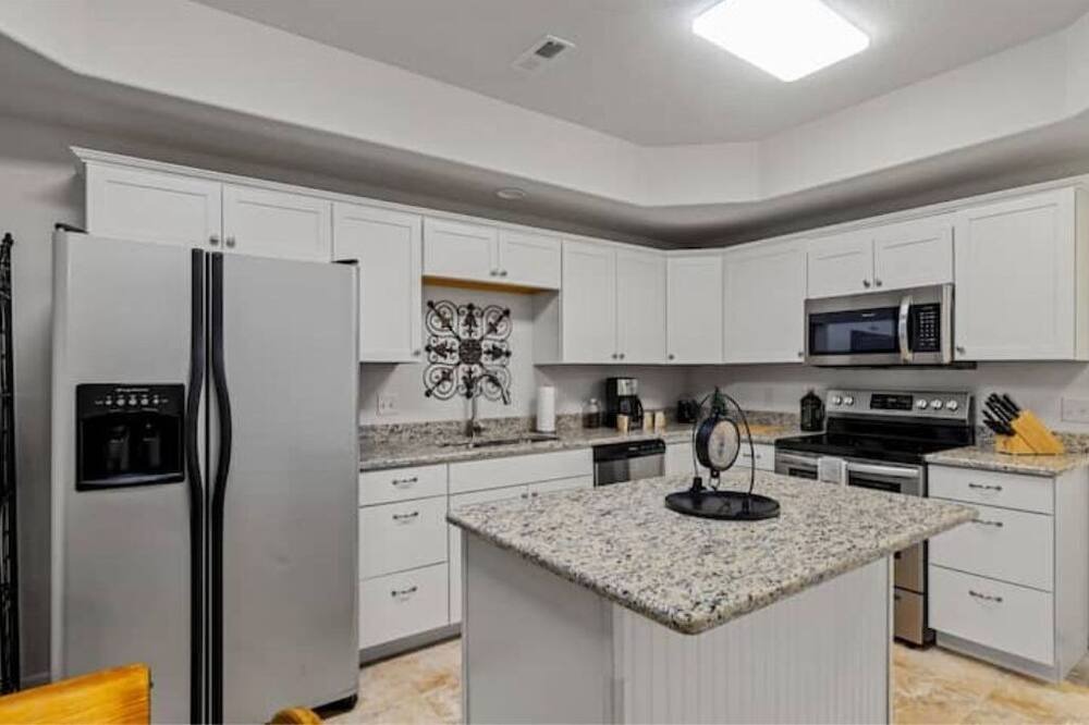 Photo of Kitchen in Blue Eye