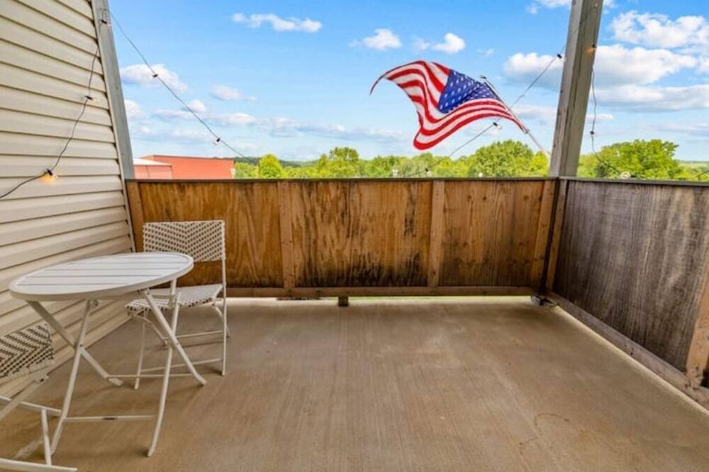 Photo of Outdoor in Blue Eye