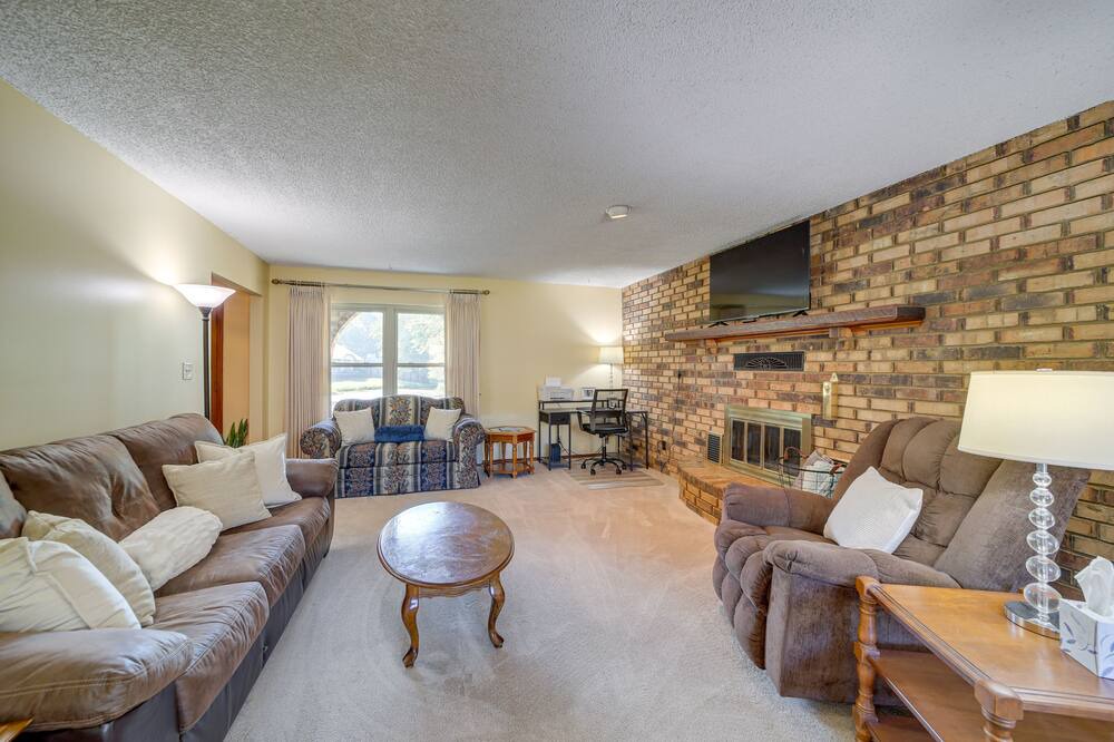 Photo of Livingroom in Bixby