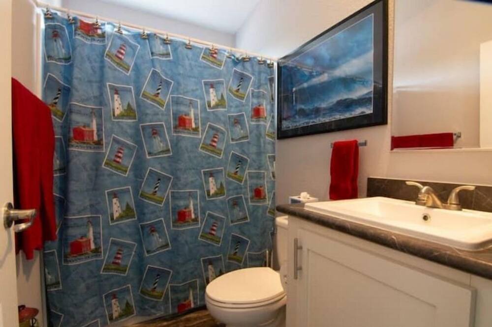Photo of Bathroom in Camp Verde