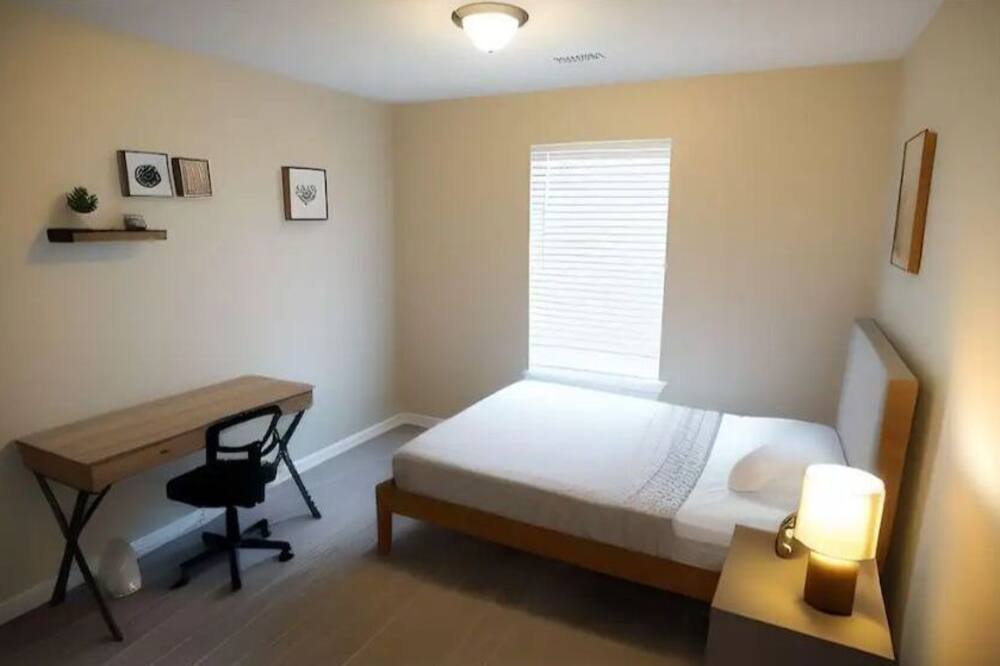 Photo of Bedroom in Decatur