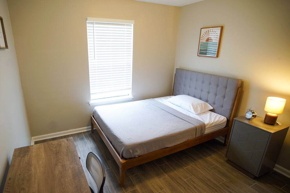Photo of Bedroom in Decatur