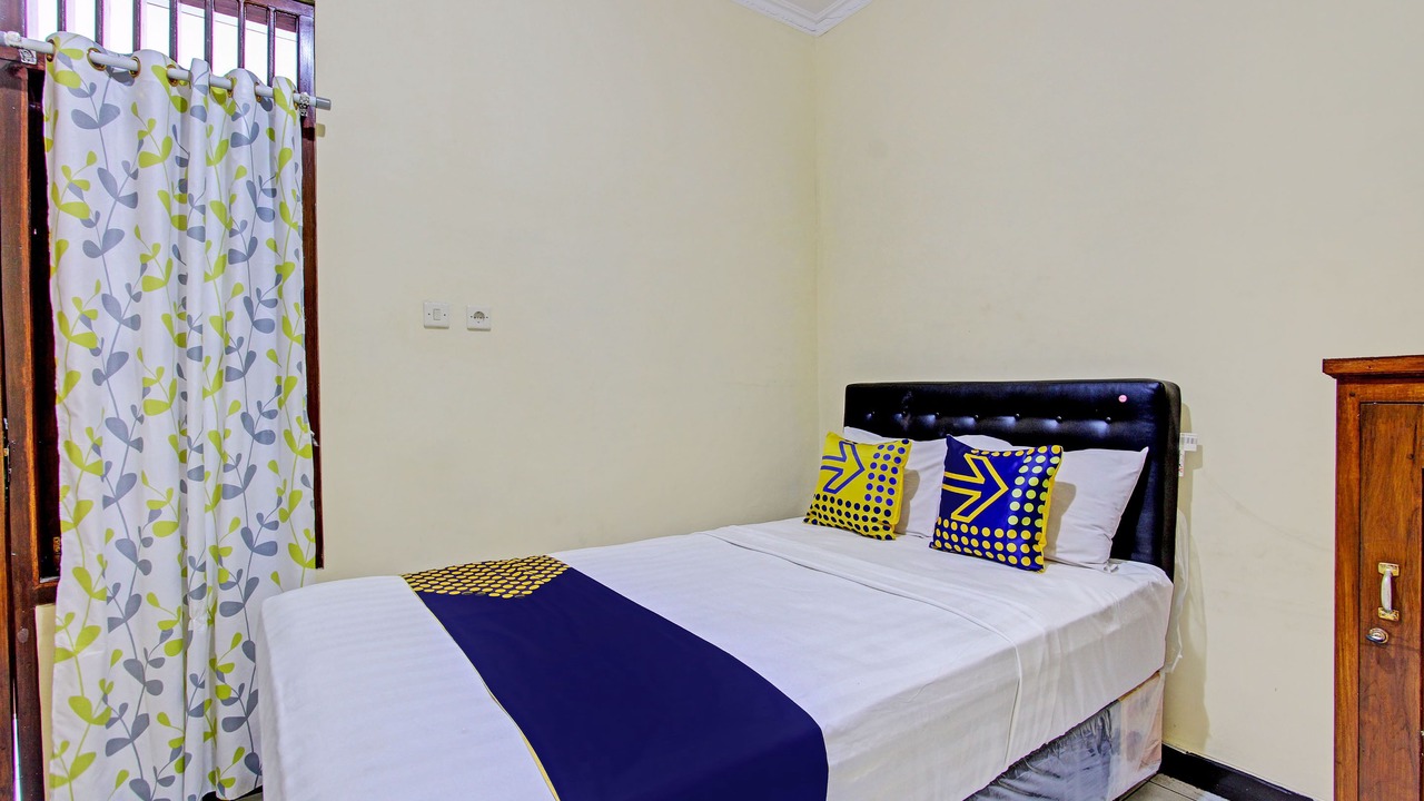 Photo of Bedroom in Prambanan