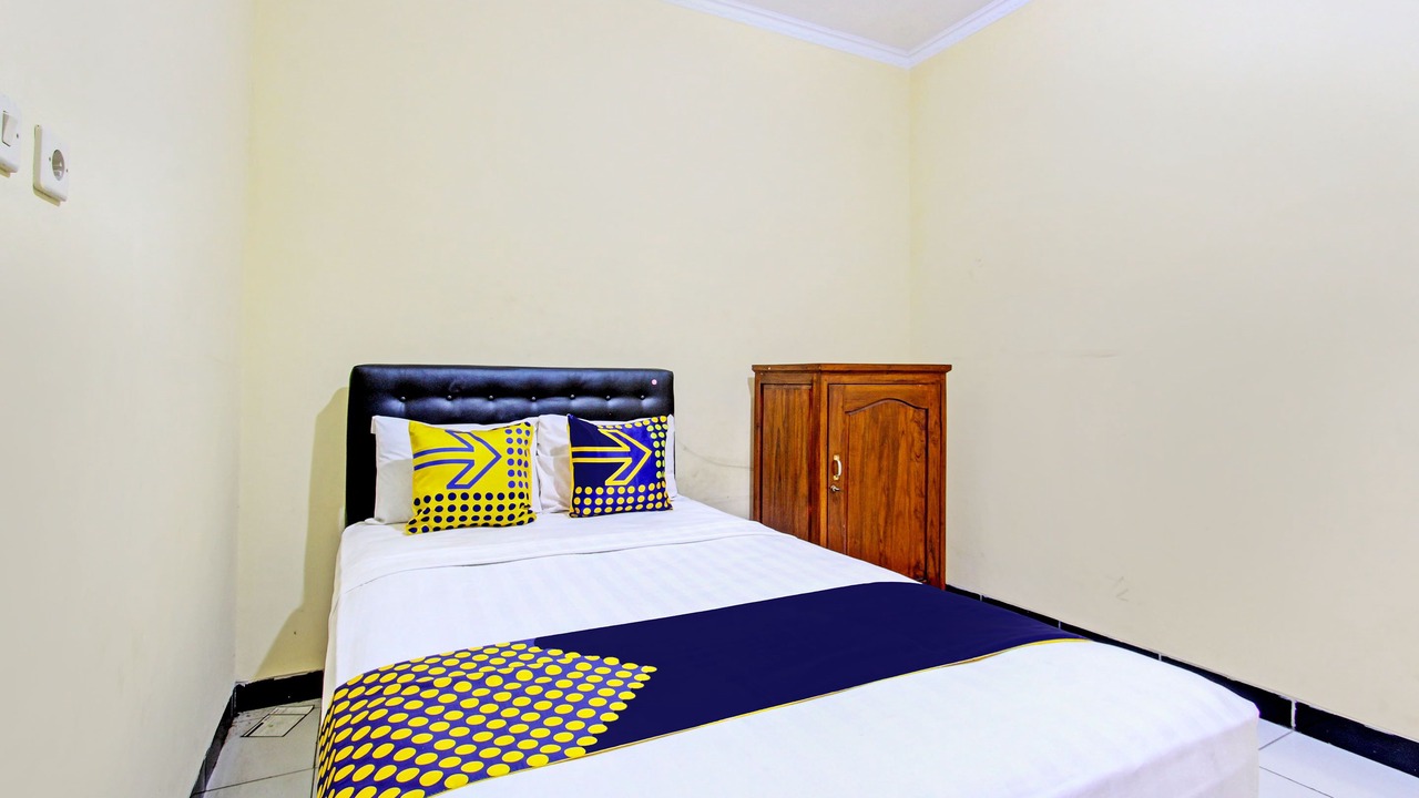 Photo of Bedroom in Prambanan
