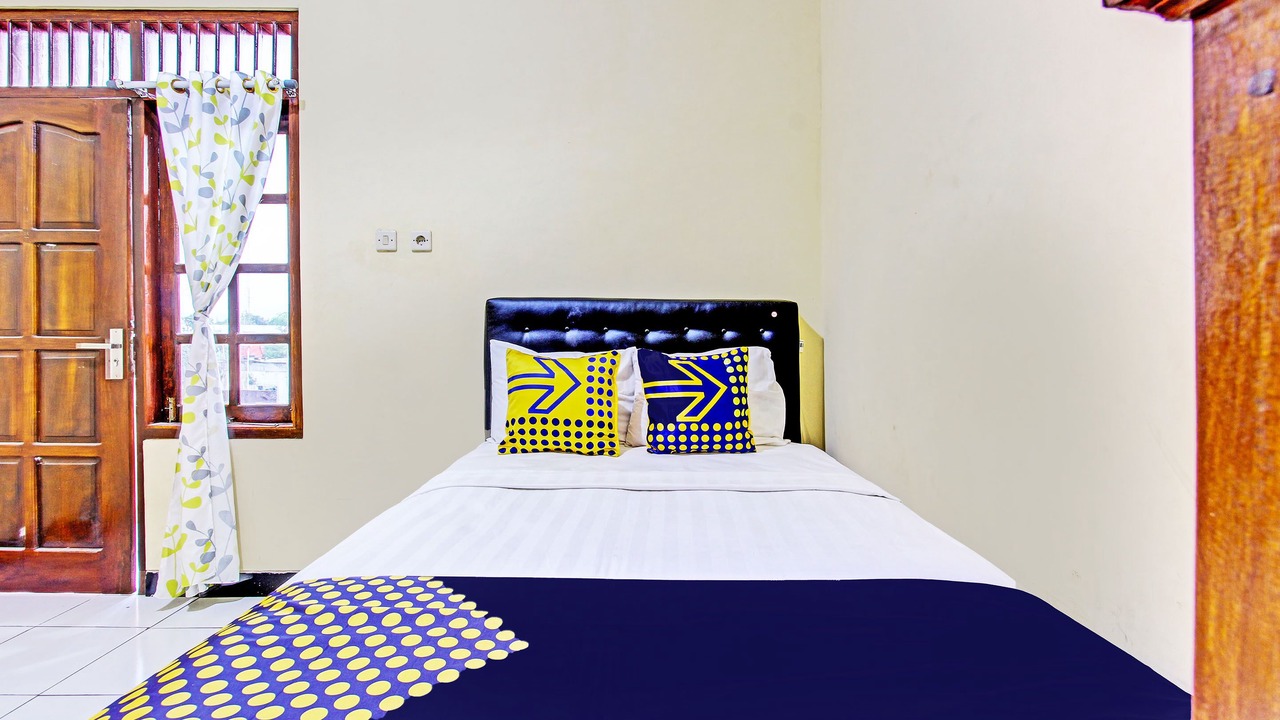 Photo of Bedroom in Prambanan