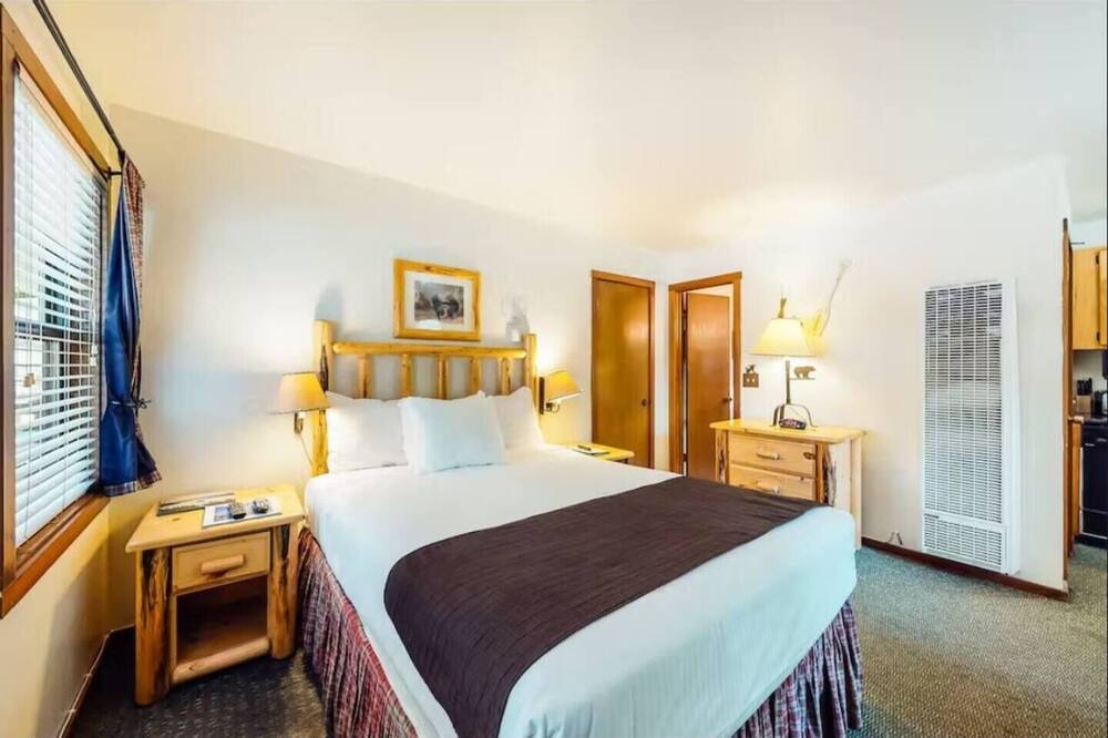 Photo of Bedroom in Tahoe Vista
