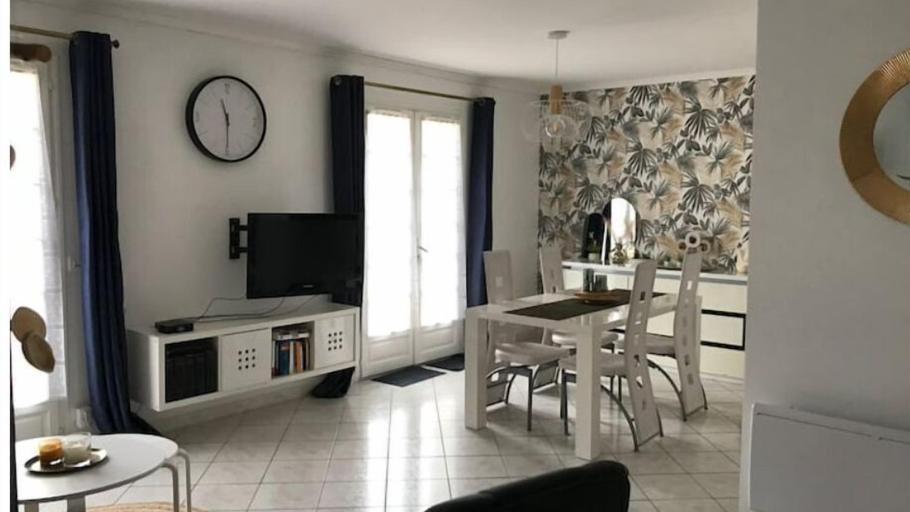 Photo of Livingroom in Saint-Vincent-de-Tyrosse