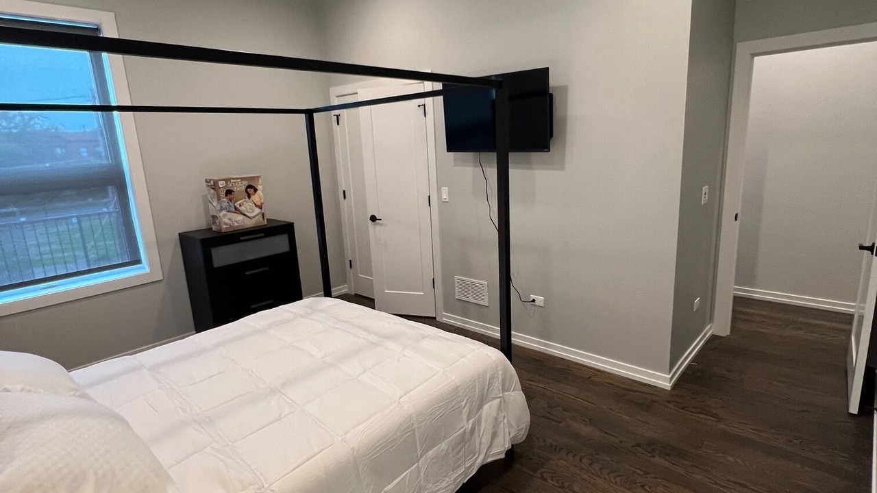 Photo of Others in Grand Boulevard