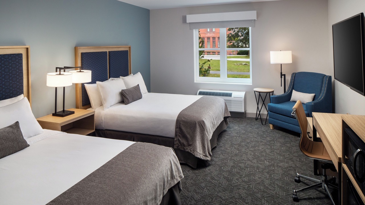 Photo of Bedroom in Orono