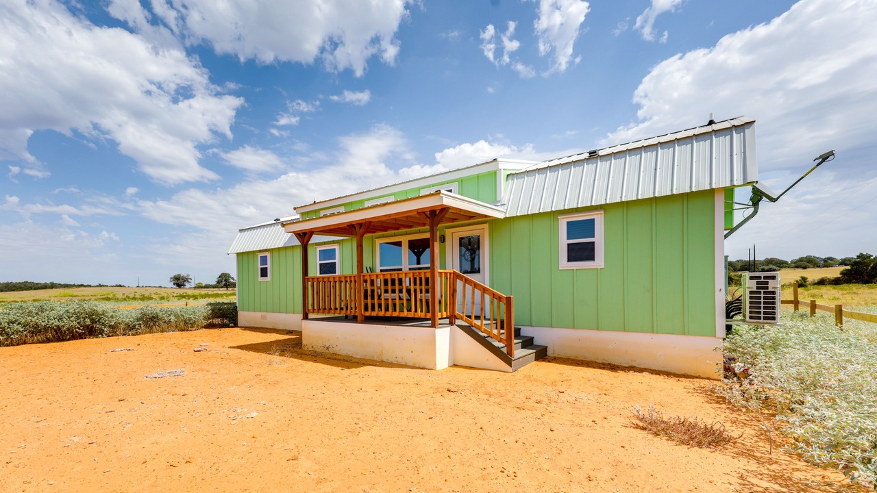 Photo of Outdoor in Paige