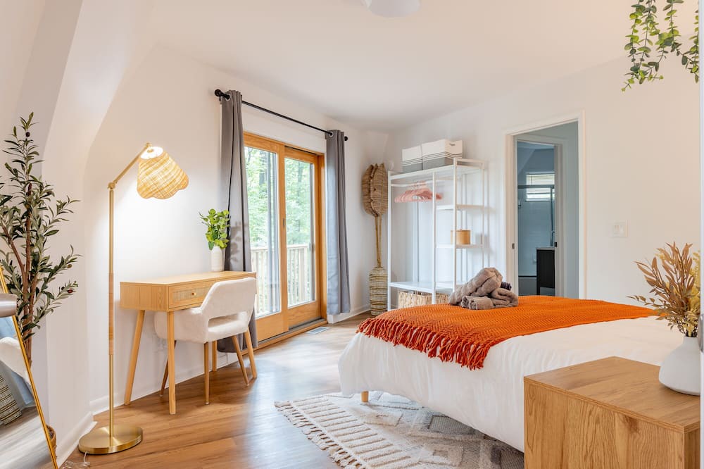 Photo of Bedroom in Accord