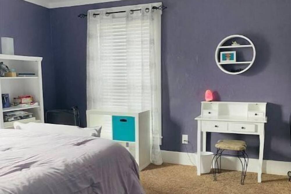 Photo of Bedroom in Enid