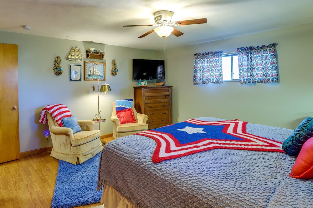 Photo of Bedroom in New Haven