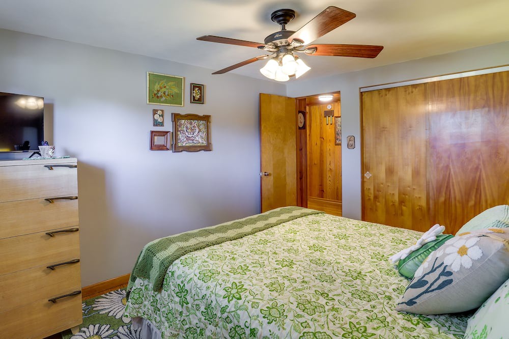 Photo of Bedroom in New Haven