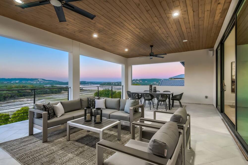 Photo of Patio Balcony in Northshore On Lake Travis