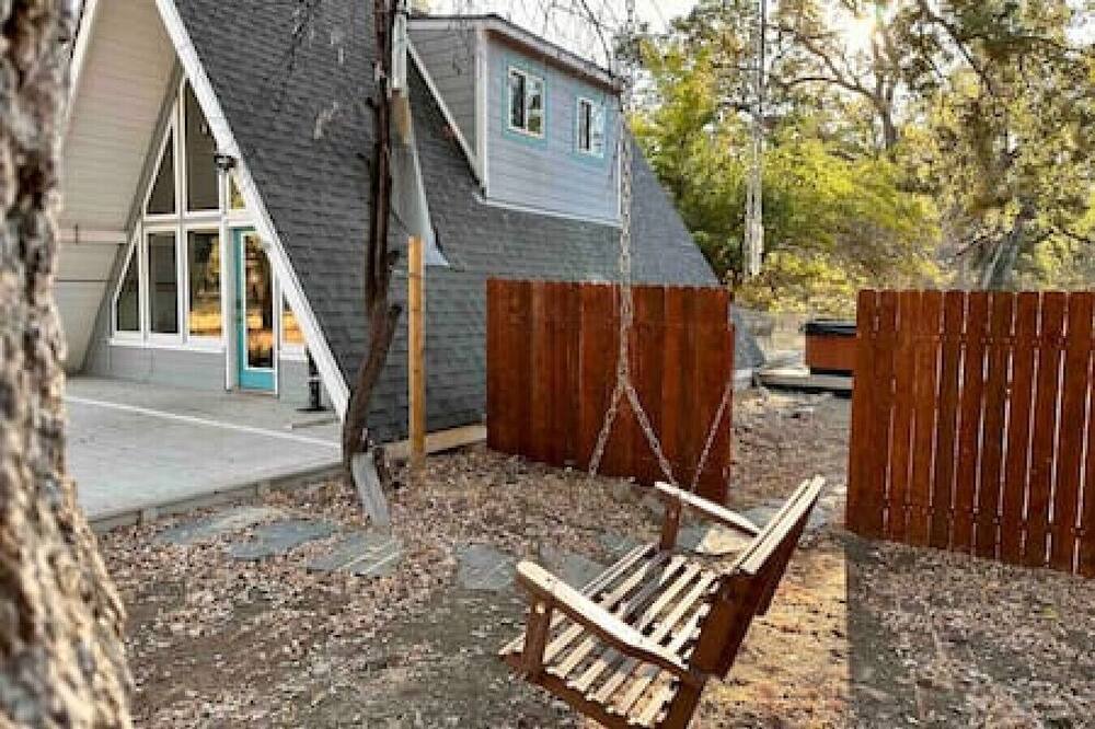 Photo of Others in Mariposa