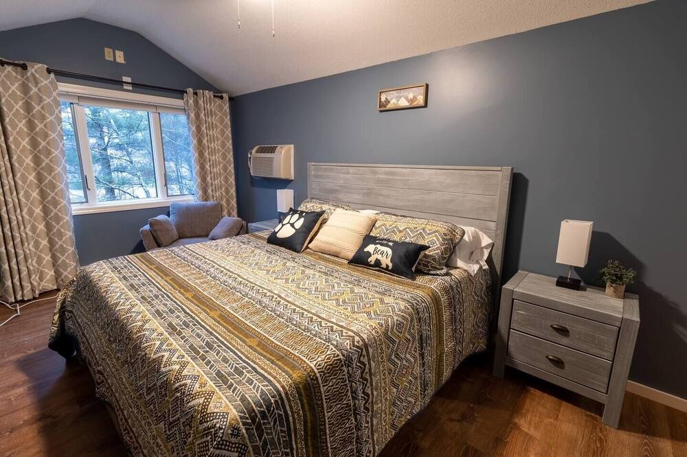 Photo of Bedroom in Bartlett