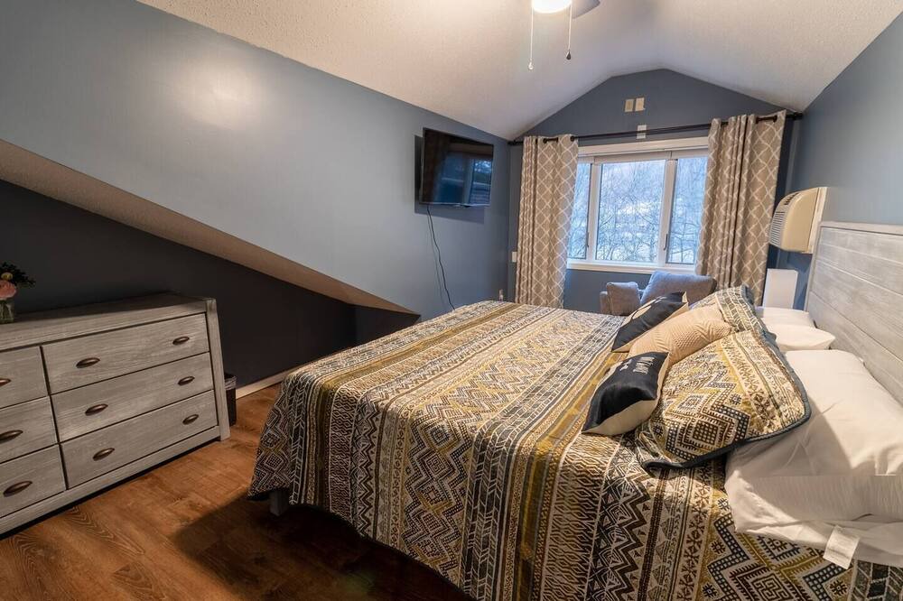 Photo of Bedroom in Bartlett