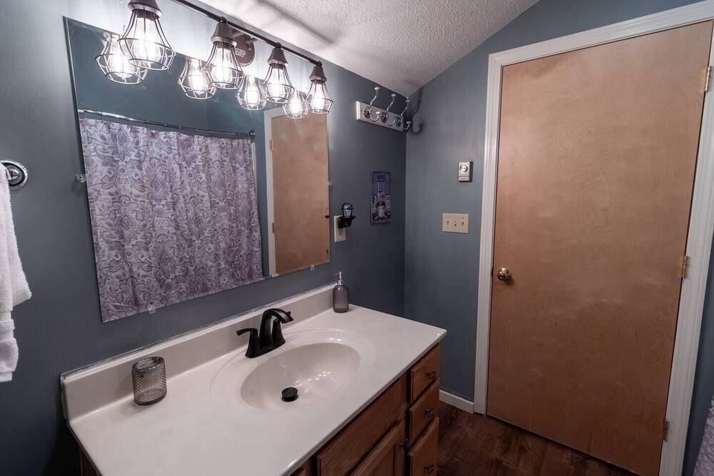 Photo of Bathroom in Bartlett