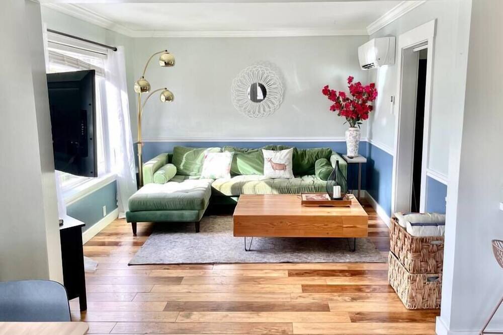 Photo of Bedroom in South Seattle