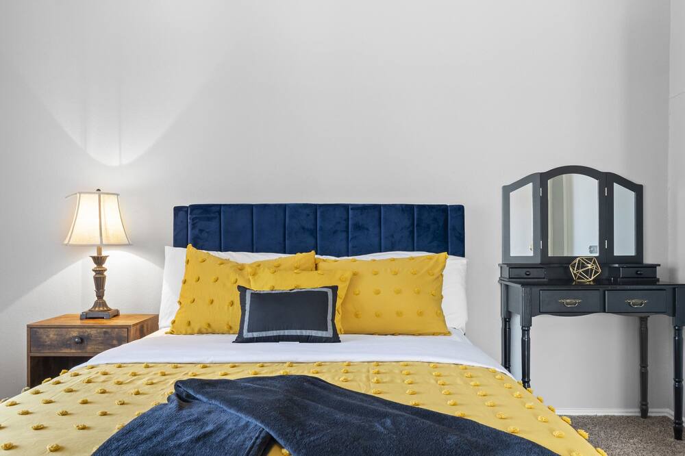 Photo of Bedroom in Wells Branch