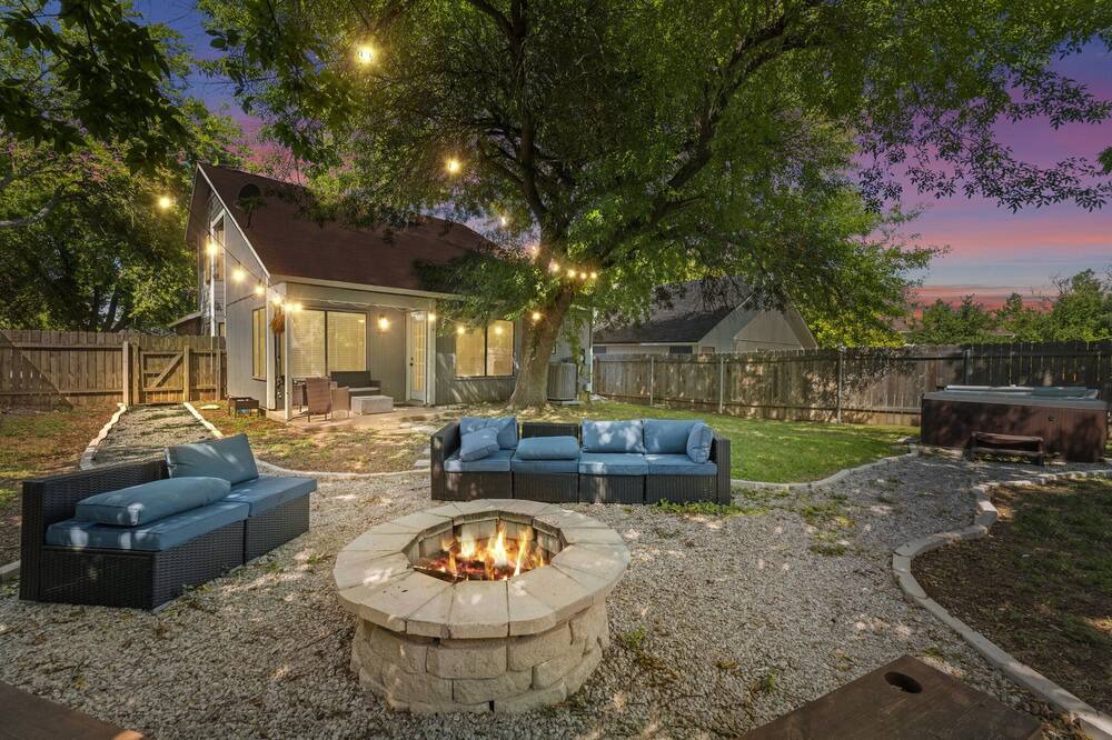 Photo of Outdoor in Wells Branch