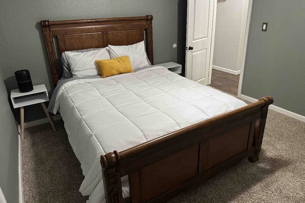 Photo of Bedroom in Wichita Falls