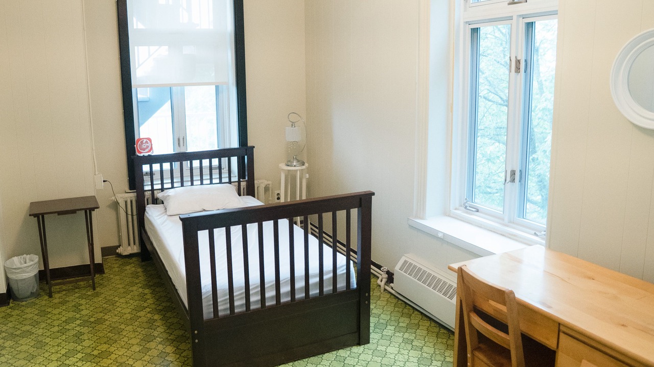 Photo of Bedroom in Baie-St-Paul