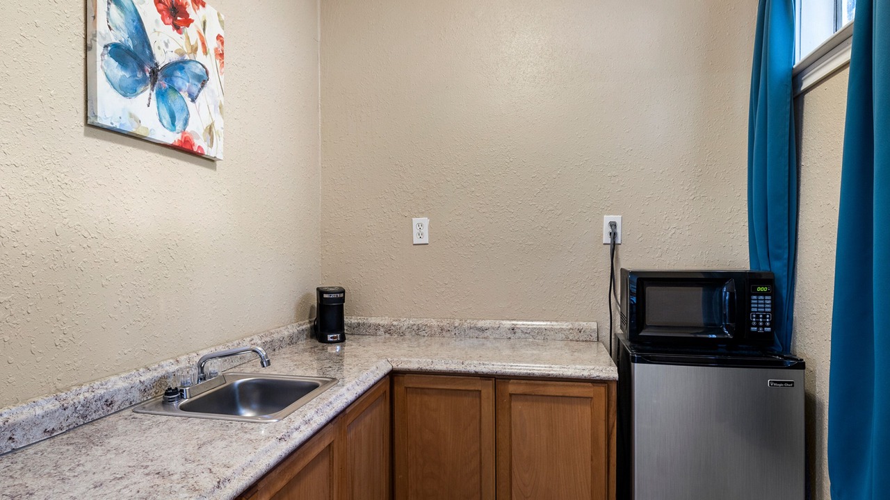 Photo of Kitchen in Canyon Lake
