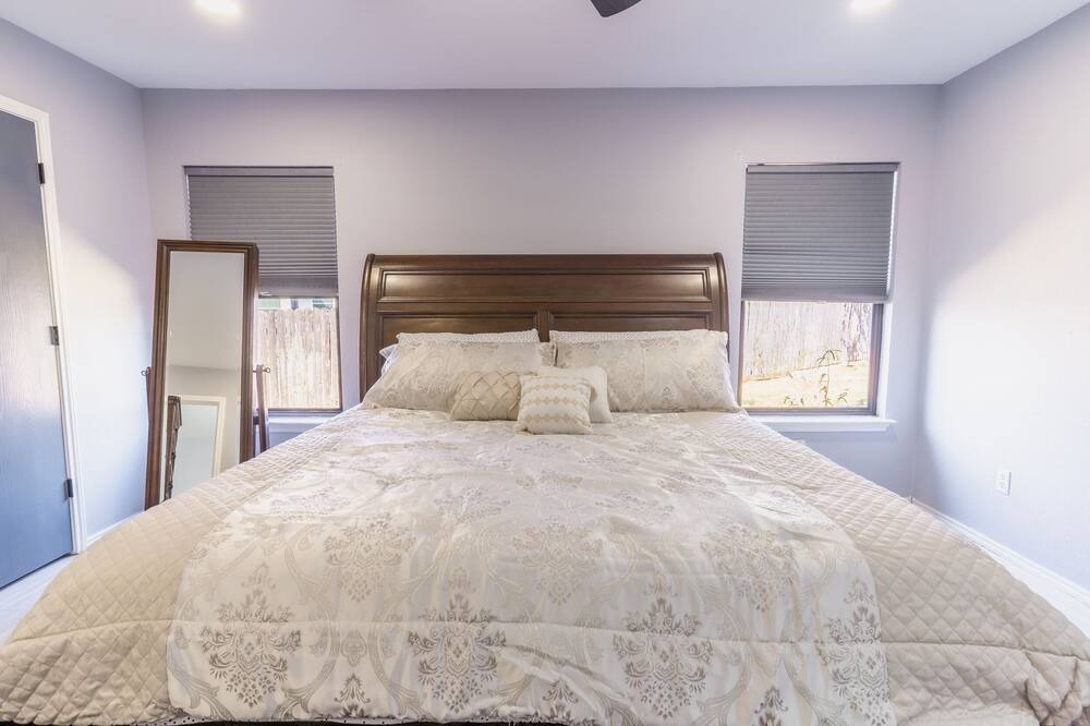 Photo of Bedroom in Round Rock