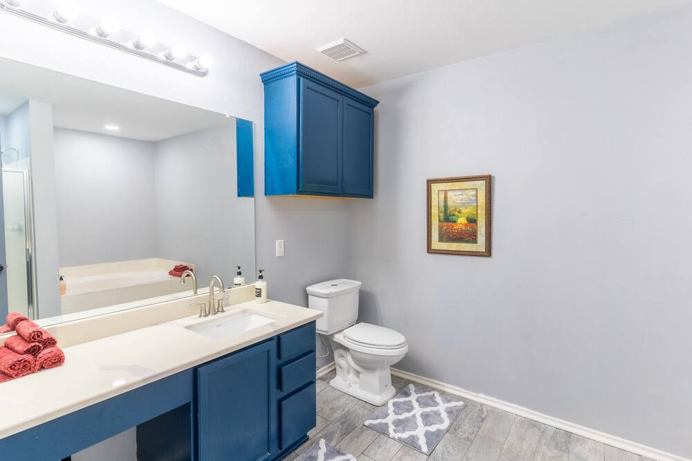 Photo of Bathroom in Round Rock