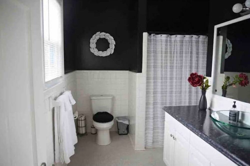 Photo of Bathroom in Cheraw