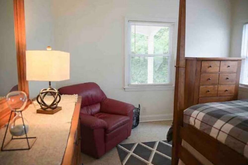 Photo of Bedroom in Cheraw