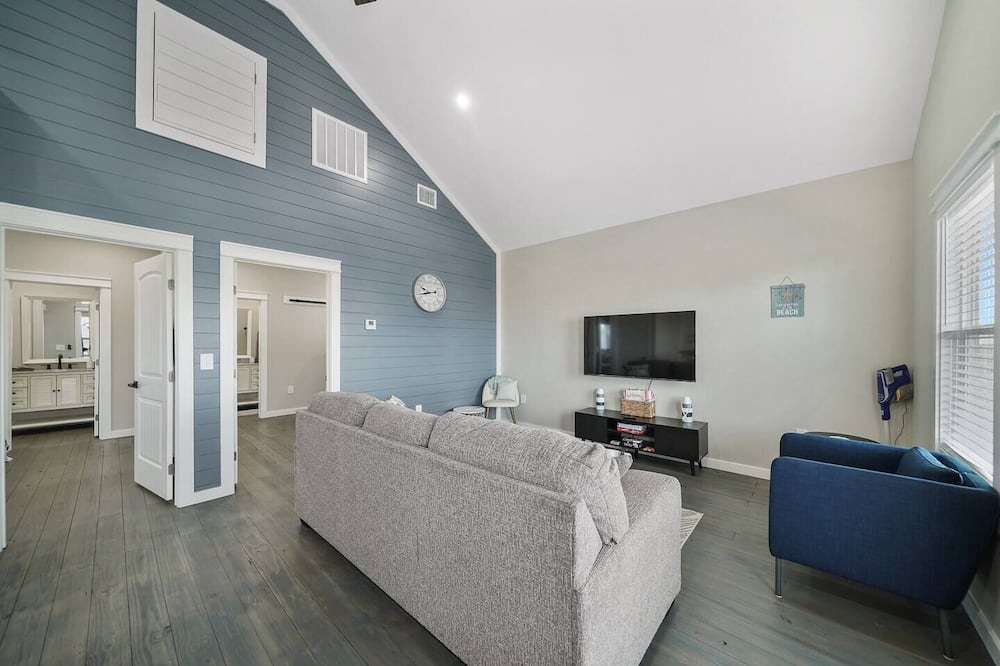 Photo of Livingroom in Port Bolivar