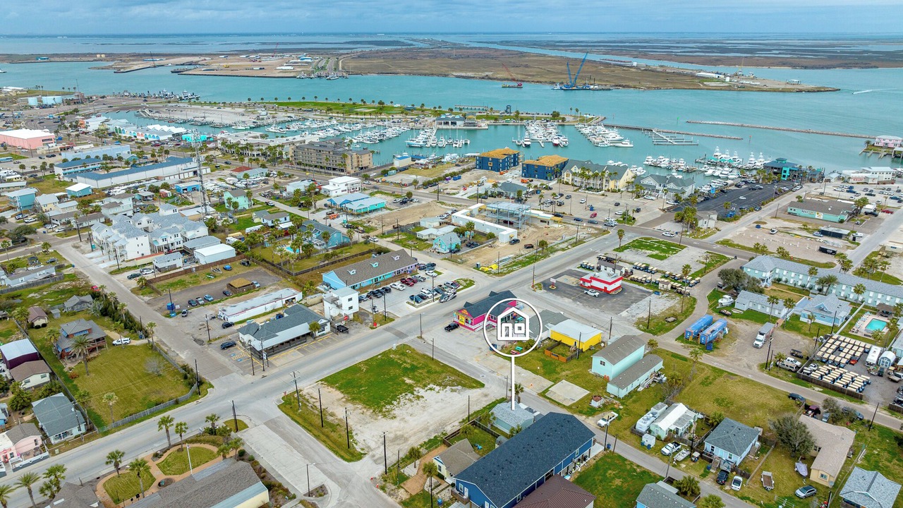 Photo of Others in Old Town