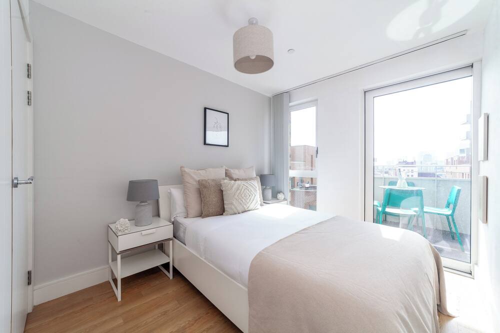 Photo of Bedroom in Bromley South