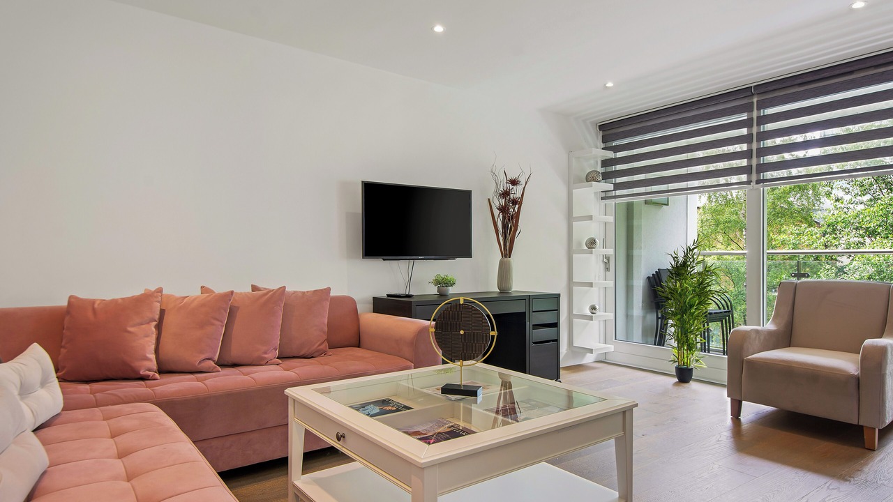 Photo of Others in Hoxton West