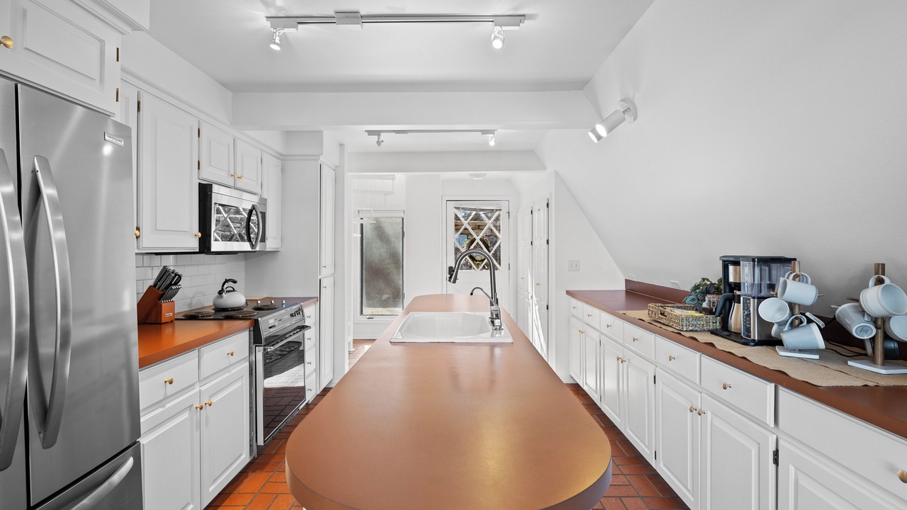 Photo of Kitchen in Lost Bridge Village